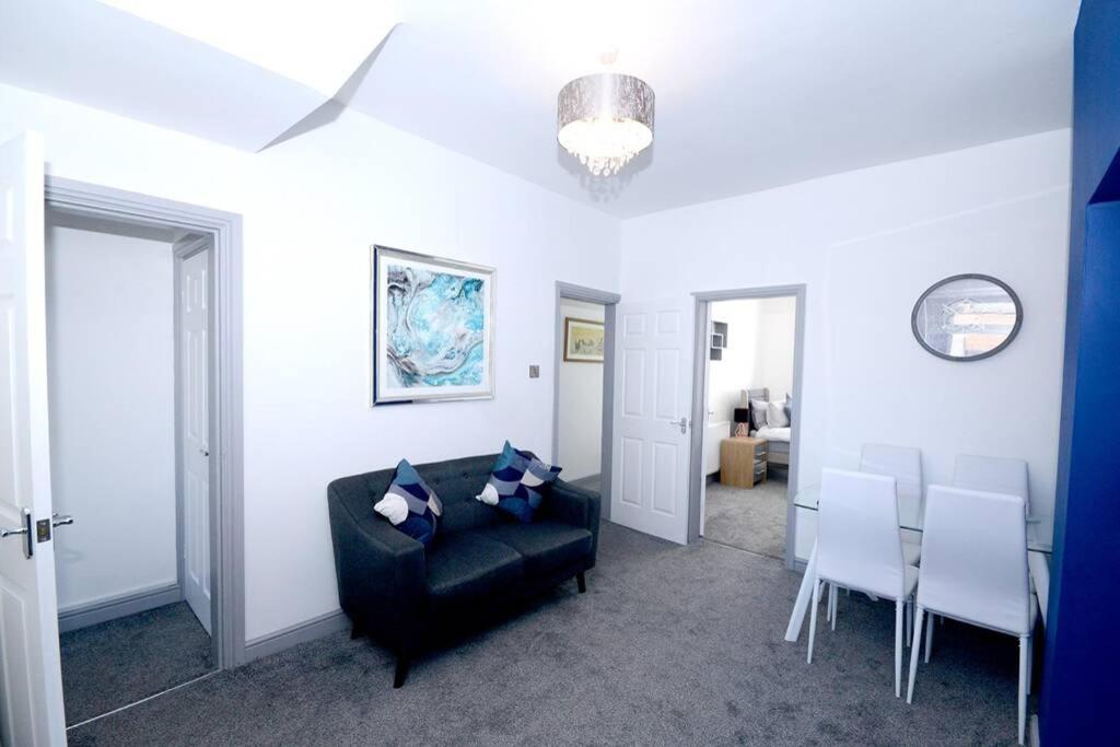 Renovated House Near Darlington Train Station. Villa Exterior foto